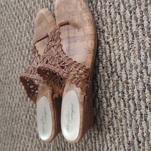 Dexflex comfort wedge sandals
